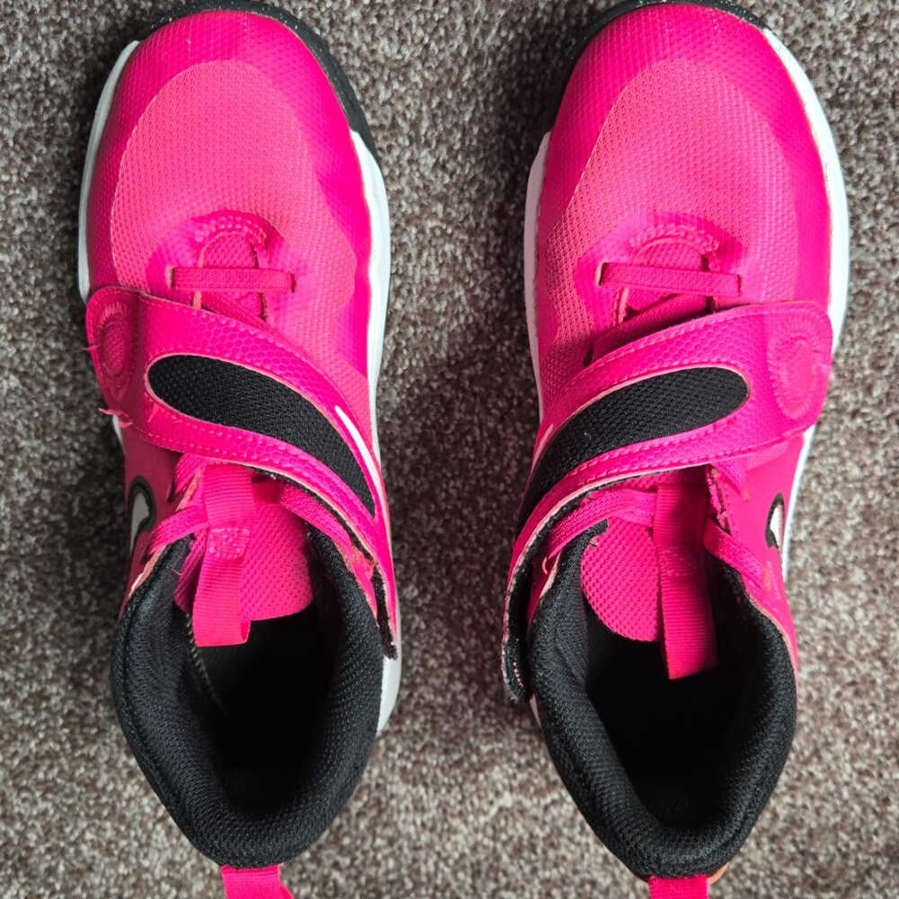 Shoes - Picture 5 of 5
